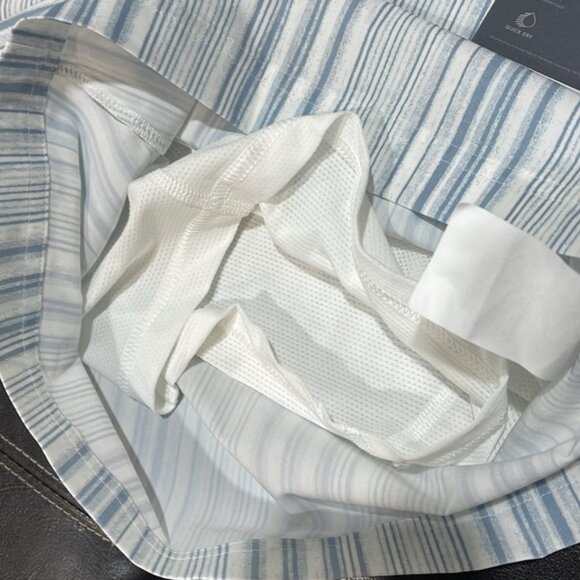 VRST Men's 5" Resort Short - Picture 11 of 14